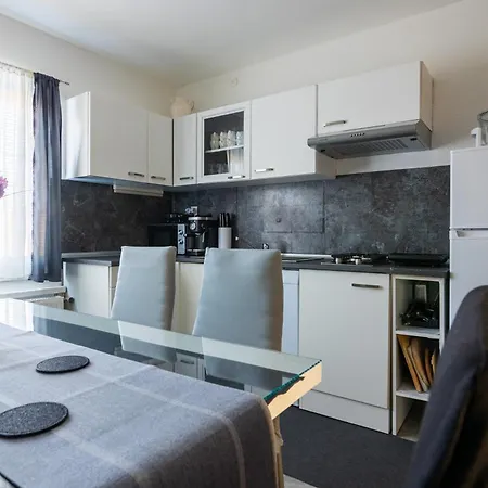 Apartma Ella Accommodatie bij particulieren Lovrenc na Pohorju