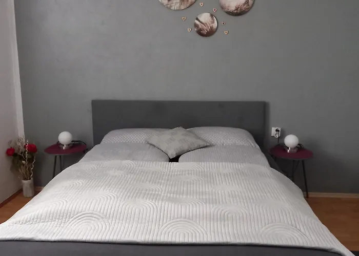 Apartma Ella * Lovrenc na Pohorju